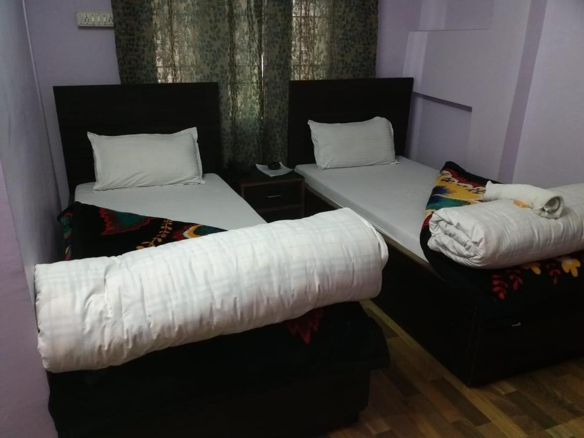 Vamoose Buddha Hotel Tawang Buitenkant foto